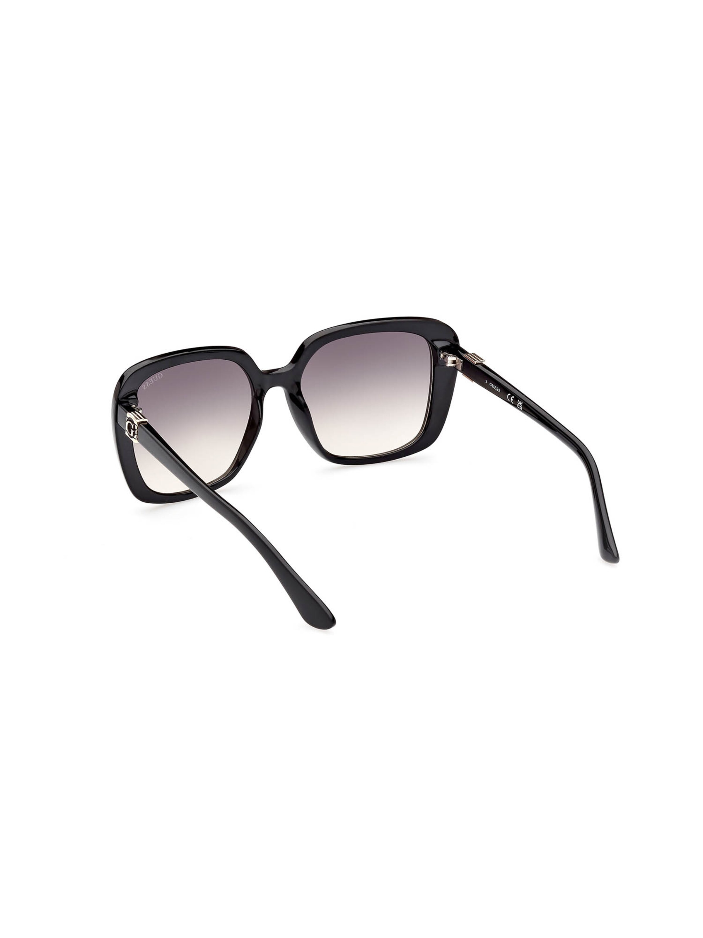 GUESS Sunglasses in Black