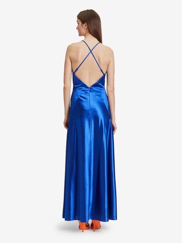 Robe de soirée Vera Mont en bleu