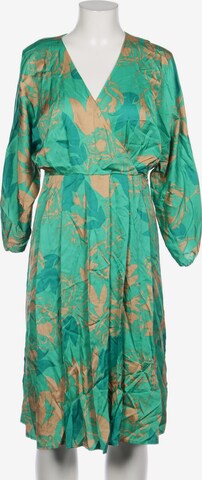 CULTURE Dress in M in Green: front