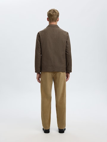 SELECTED Regular Fit Jakke 'SLHLANDON' i brun