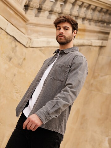 Regular fit Cămașă 'Mika' de la DAN FOX APPAREL pe gri
