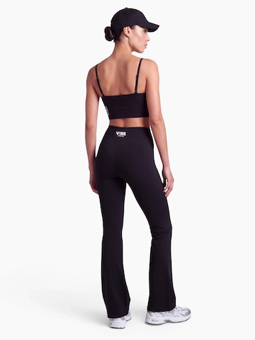 V!BE STUD!OS Top in Zwart
