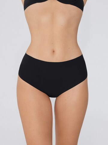 Tezenis Boyshorts in Black: front