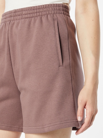 Regular Pantalon GAP en rose