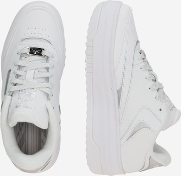 Sneaker di Reebok in bianco