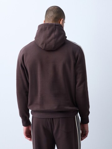 Next - Sudadera en marrón