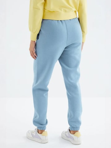 Tommy Life Regular Workout Pants 'Jogginghose' in Blue