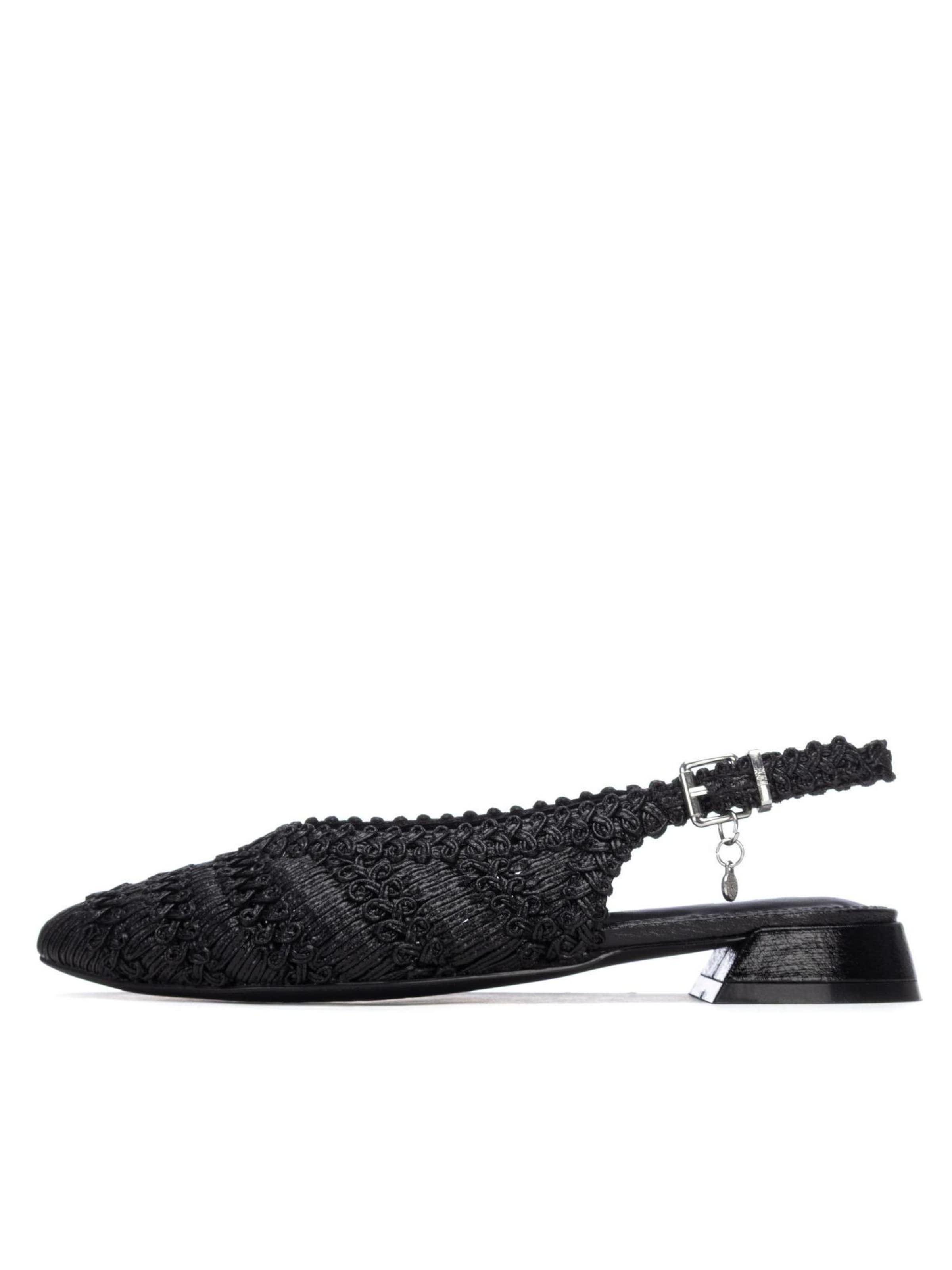 Xti Sandals in Black: front
