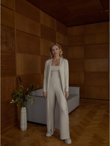 ABOUT YOU x Iconic by Tatiana Kucharova Gebreid vest 'Alena' in Beige