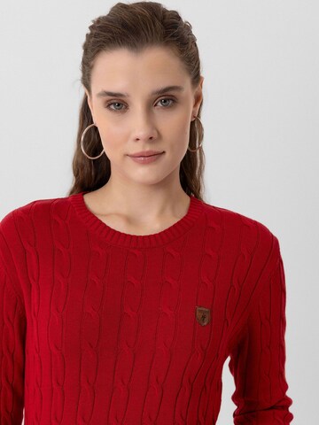 Jacey Quinn Pulover 'Emelia' | rdeča barva