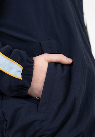 Veste mi-saison Prohibited en bleu