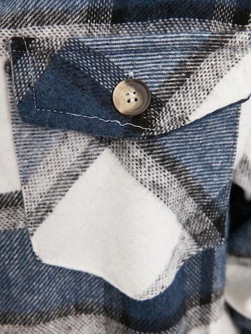 Veste mi-saison Trendyol en bleu