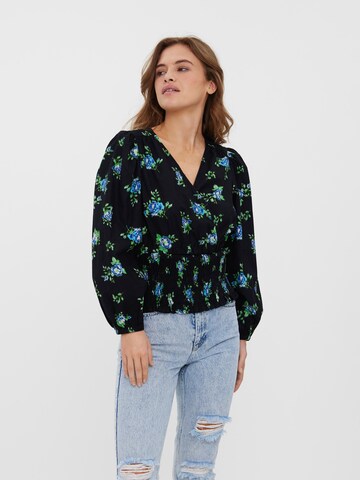 VERO MODA Blouse 'BELLA SANNA' in Zwart: voorkant