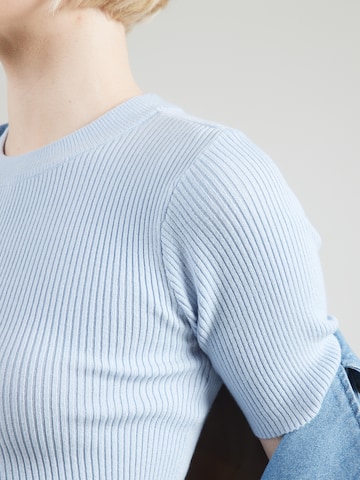 mėlyna PIECES Megztinis