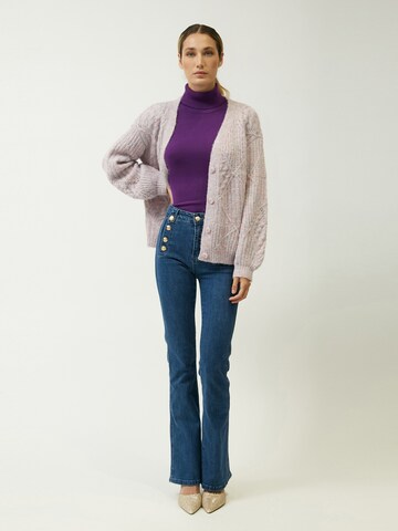 Influencer Strickjacke in Mischfarben