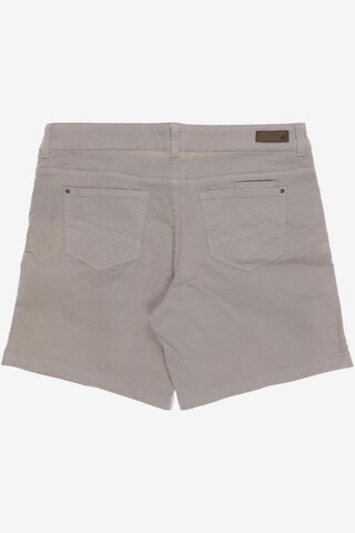 s.Oliver Shorts XXL in Beige