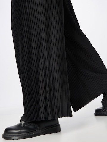 ABOUT YOU Wide leg Trousers 'Juliane' in Black