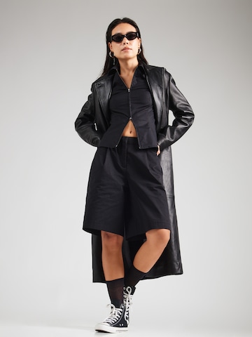 WEEKDAY Blouse in Zwart