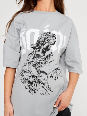 T-Shirt 'Saint' Multiply Apparel en gris