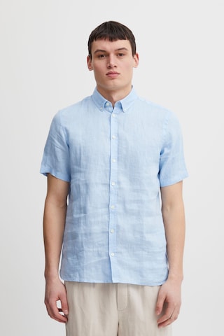 Casual Friday Regular fit Overhemd 'Anton' in Blauw: voorkant