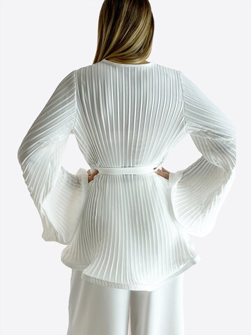 Elara Hausanzug in Weiß