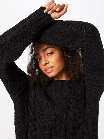 Dorothy Perkins Sweater in Black