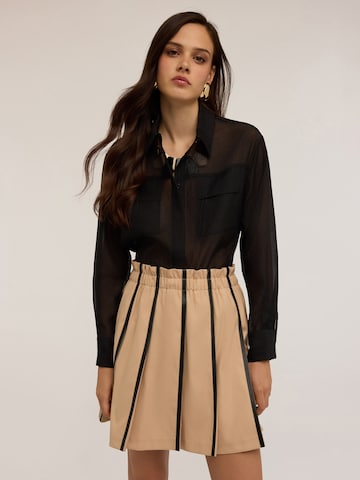 MOTIVI Skirt in Beige: front