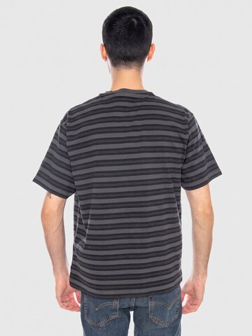 LEVI'S ® Shirt 'Red Tab'‌‌‌‌‌‌‌‌‌ in Grau