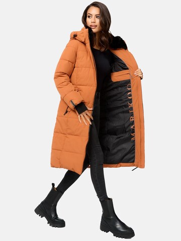 Manteau fonctionnel 'Zuraraa XVI' MARIKOO en orange