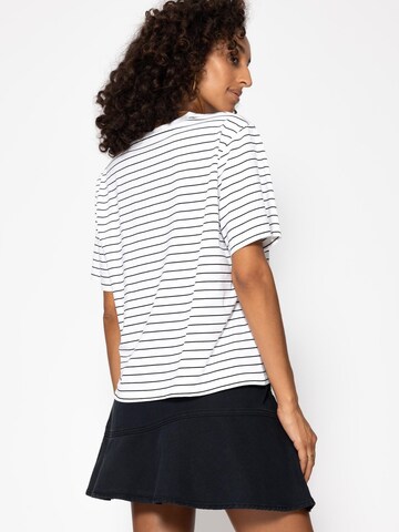 SASSYCLASSY Shirt‌‌‌‌‌‌‌‌ in Weiß