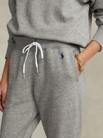 Effilé Pantalon 'PO SWEATPANT-ANKLE PANT' Polo Ralph Lauren en gris