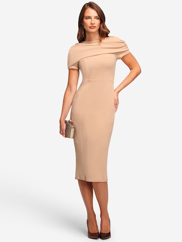 HotSquash Dress in Brown: front
