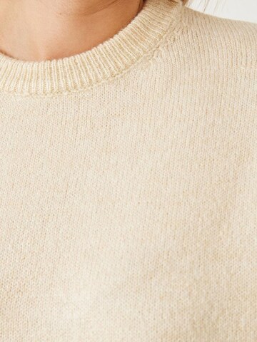 Bianco Lucci Sweater in Beige