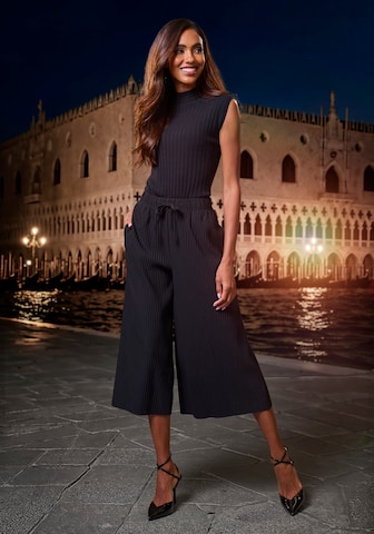 LASCANA - Pierna ancha Pantalón en negro