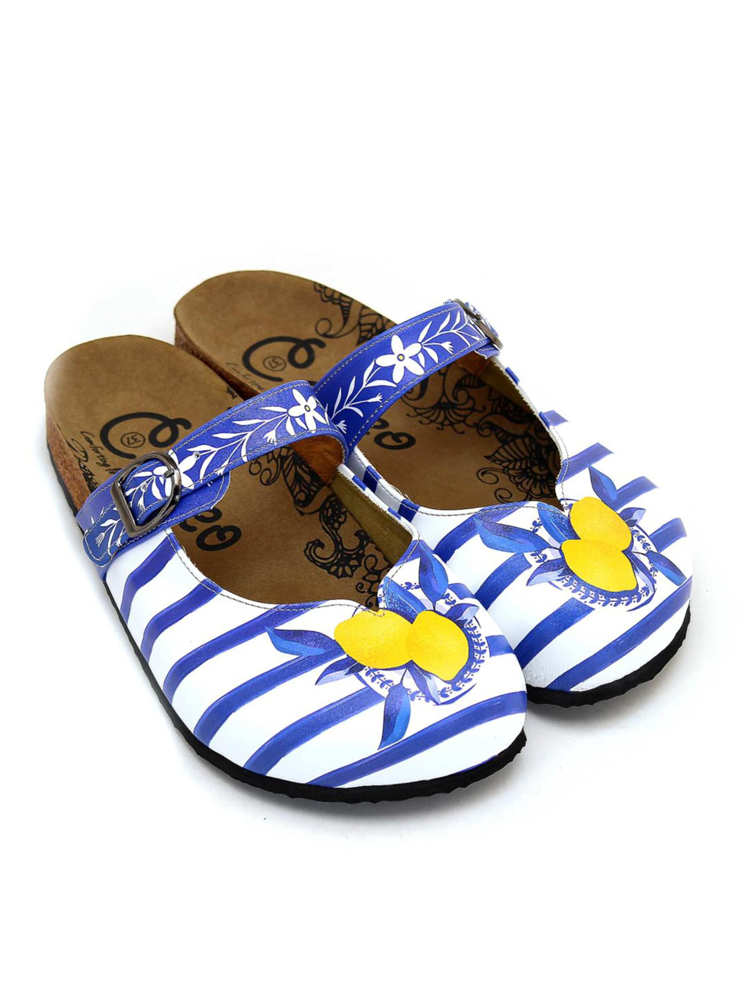 Goby Clogs 'Women Calceo White Clogs WCAL2215 with blue stripes and lemons' in Blauw