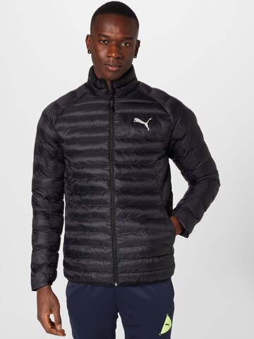 PUMA - Chaqueta de montaña en negro: frente