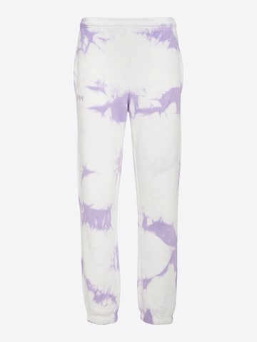 ABOUT YOU x VIAM Studio Spodnie 'JENNIFER' w kolorze fioletowy: przód