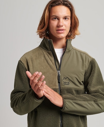 Jachetă  fleece de la Superdry pe verde