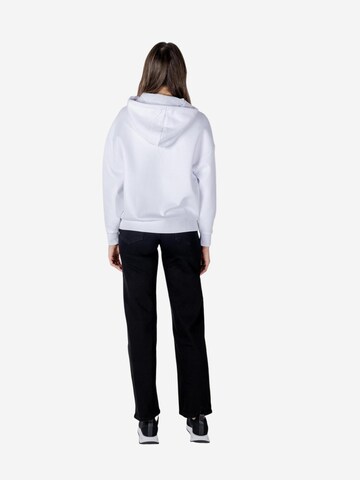 ARMANI EXCHANGE Sweatshirt in Wit