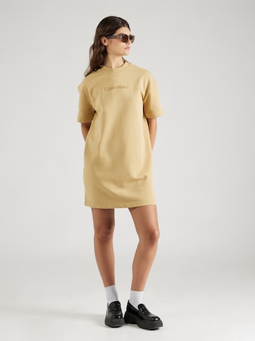 Robe 'HERO' Calvin Klein en beige