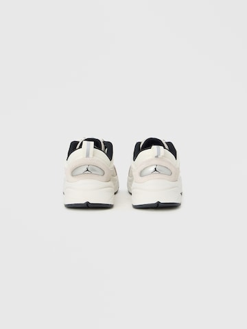 bēšs Jordan Zemie brīvā laika apavi 'Trunner'