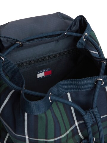 Tommy Jeans Backpack 'Archive Flag Badge' in Green