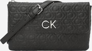 Calvin Klein - Bolso de hombro en negro: frente