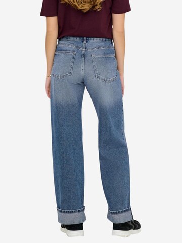 Wide leg Jeans 'ONLELLA MW WIDE FOLD UP DNM TAI519 NOOS 15344976' di ONLY in blu