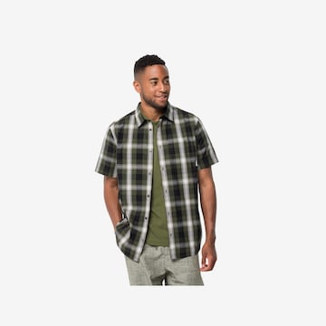 JACK WOLFSKIN Comfort fit Button Up Shirt in Green: front