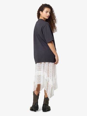 Noisy may Shirt 'NMKOKOON' in Grijs