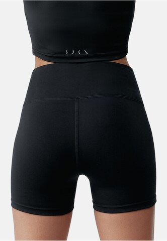 Born Slimfit Pantalon 'Sayani ' in Zwart
