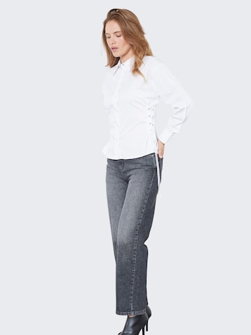 Chemisier ' Poppy' co'couture en blanc