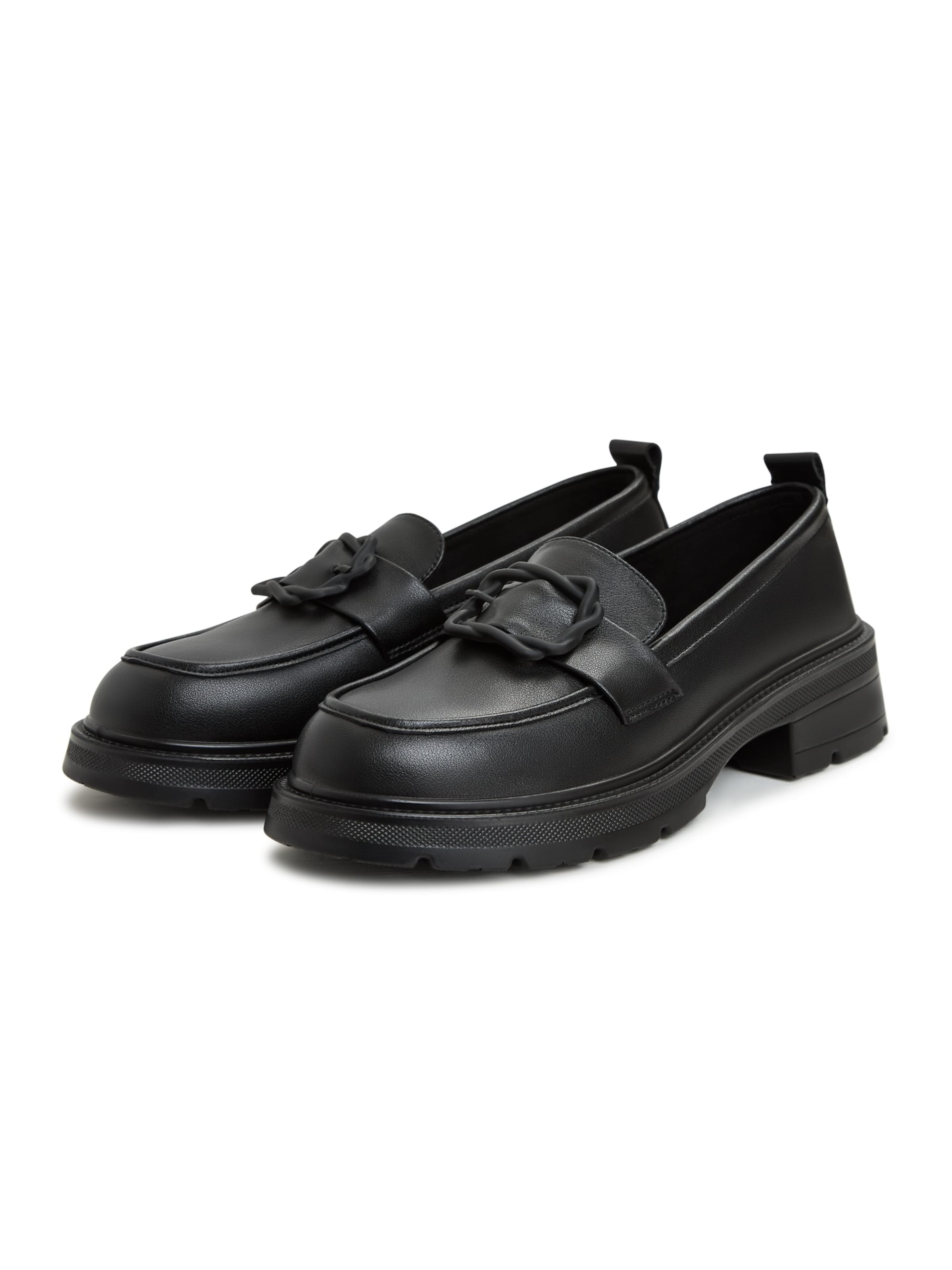 CESARE GASPARI Moccasin in Black