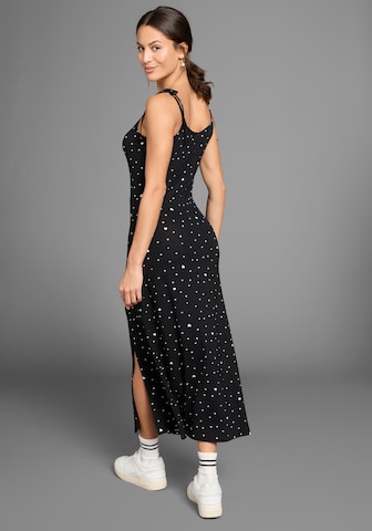 KangaROOS Evening Dress in Black